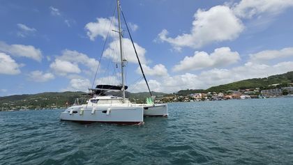 39' Fountaine Pajot 2007 Yacht For Sale